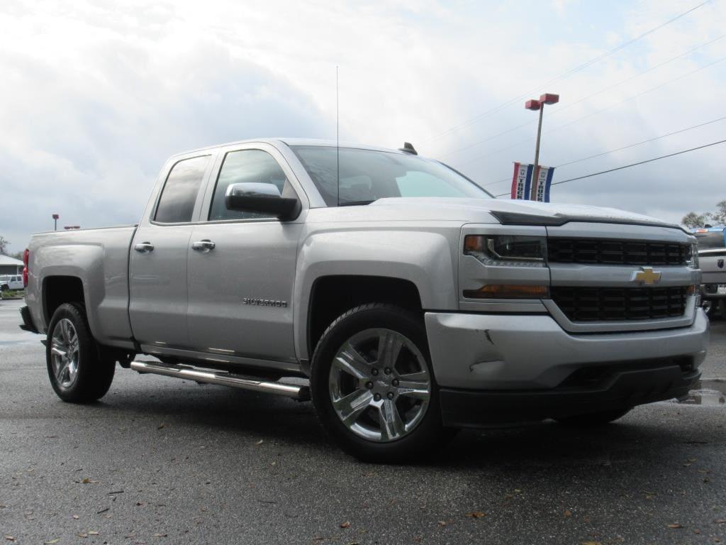 used 2018 Chevrolet Silverado 1500 car, priced at $30,995