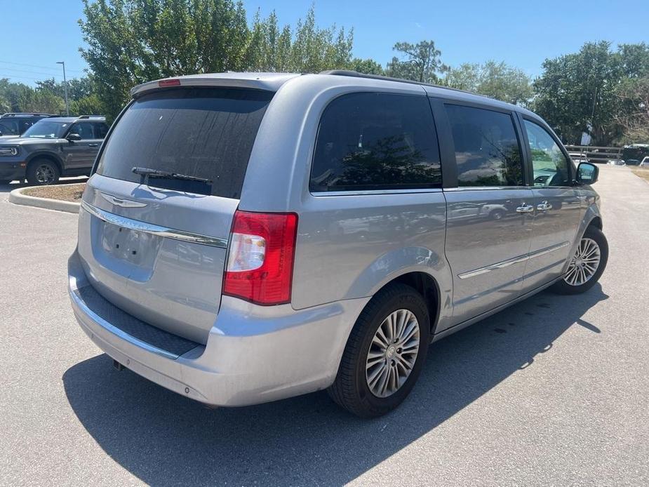 used 2014 Chrysler Town & Country car, priced at $14,941
