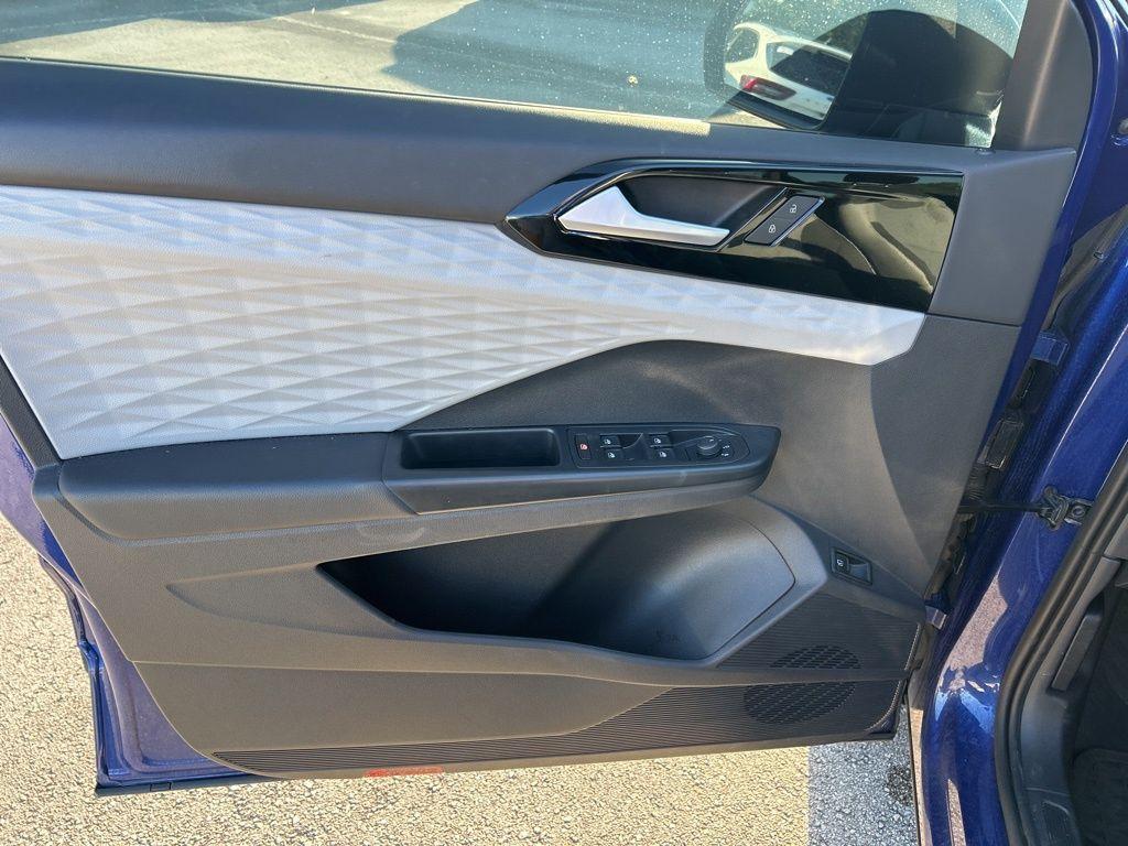 used 2022 Volkswagen Taos car, priced at $15,595