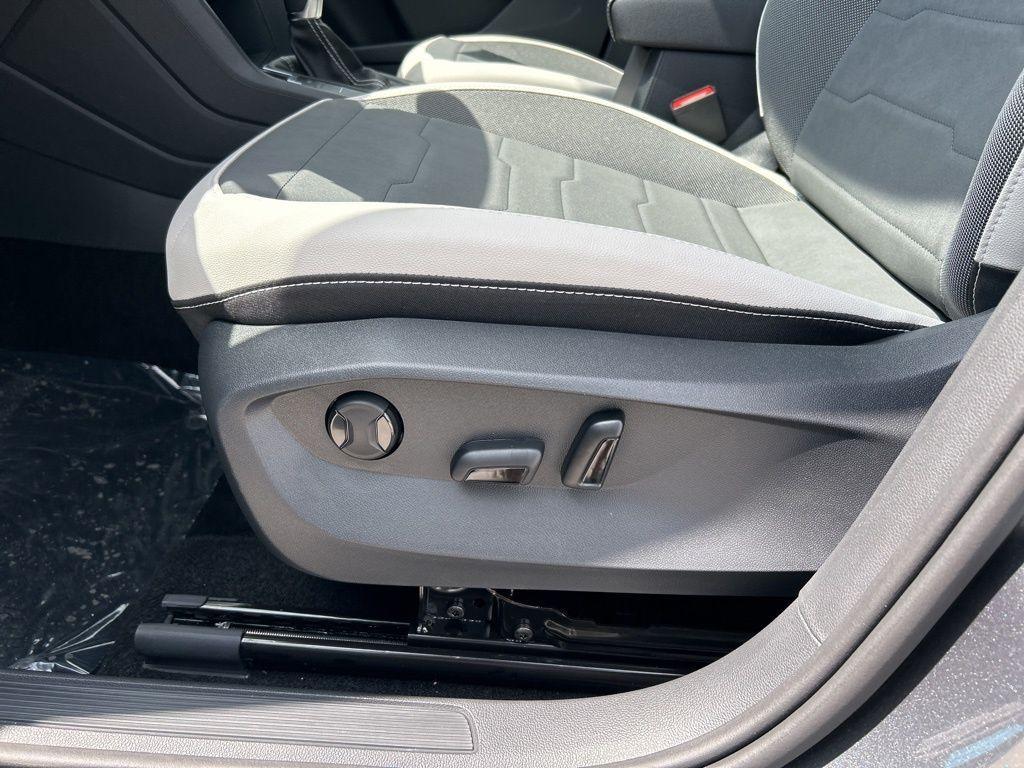 used 2025 Volkswagen Taos car, priced at $25,995