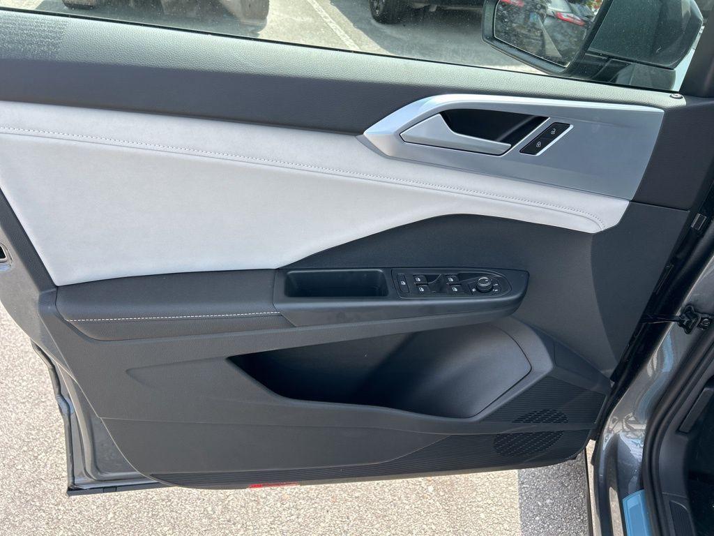 used 2025 Volkswagen Taos car, priced at $25,995