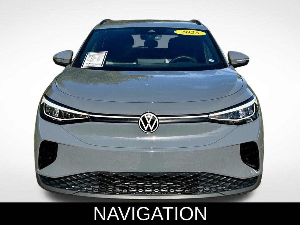used 2025 Volkswagen ID.4 car, priced at $30,595