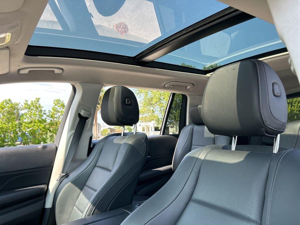 used 2023 Mercedes-Benz GLS 450 car, priced at $57,059
