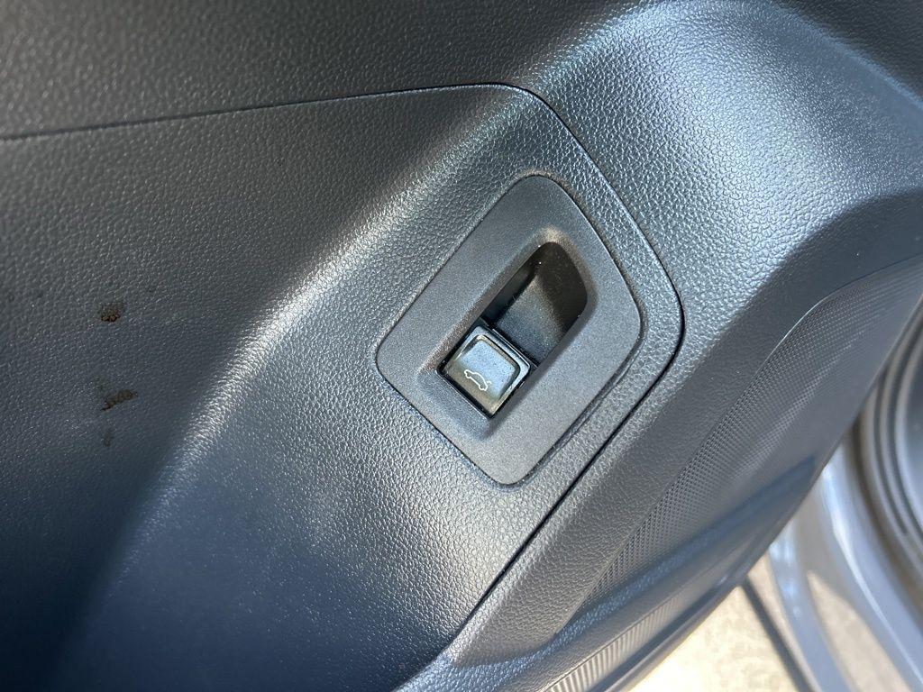 used 2022 Volkswagen Atlas Cross Sport car, priced at $27,995