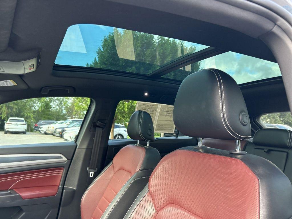 used 2022 Volkswagen Atlas Cross Sport car, priced at $27,995