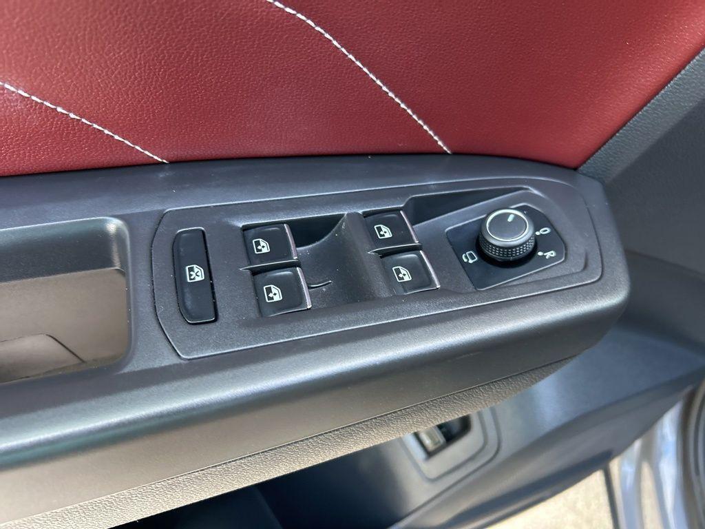 used 2022 Volkswagen Atlas Cross Sport car, priced at $27,995