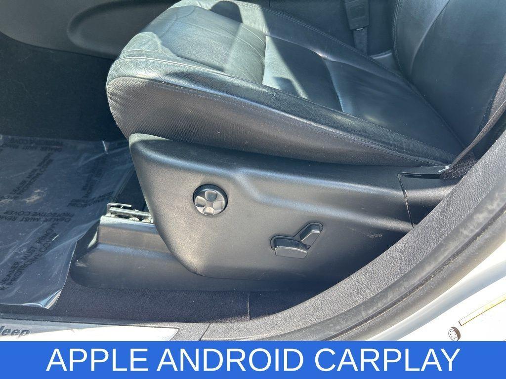 used 2022 Jeep Grand Cherokee WK car, priced at $20,995