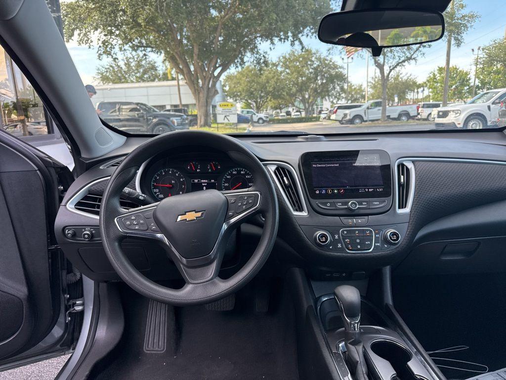 used 2023 Chevrolet Malibu car