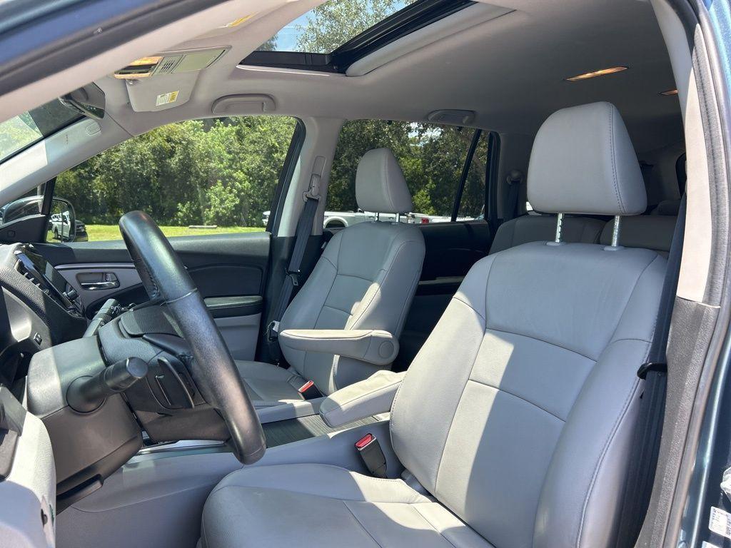 used 2021 Honda Pilot car, priced at $26,516