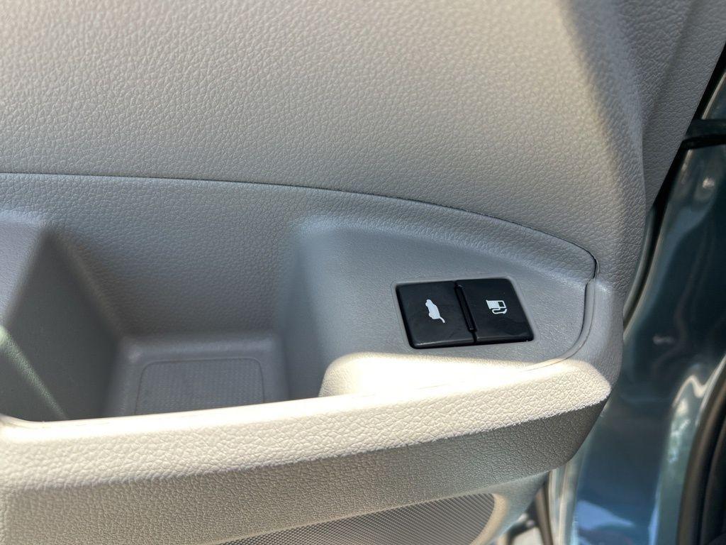 used 2021 Honda Pilot car, priced at $26,516