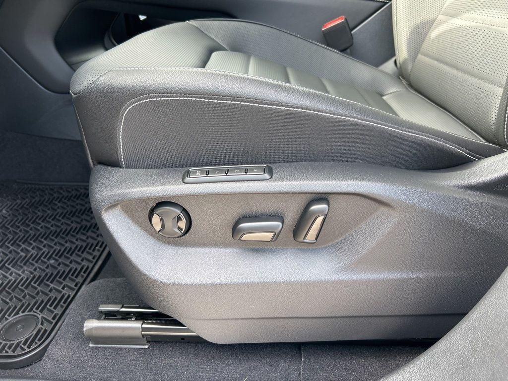 used 2025 Volkswagen Atlas Cross Sport car, priced at $44,595