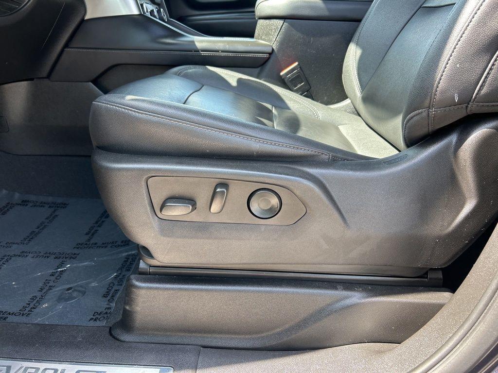 used 2023 Chevrolet Tahoe car, priced at $39,178