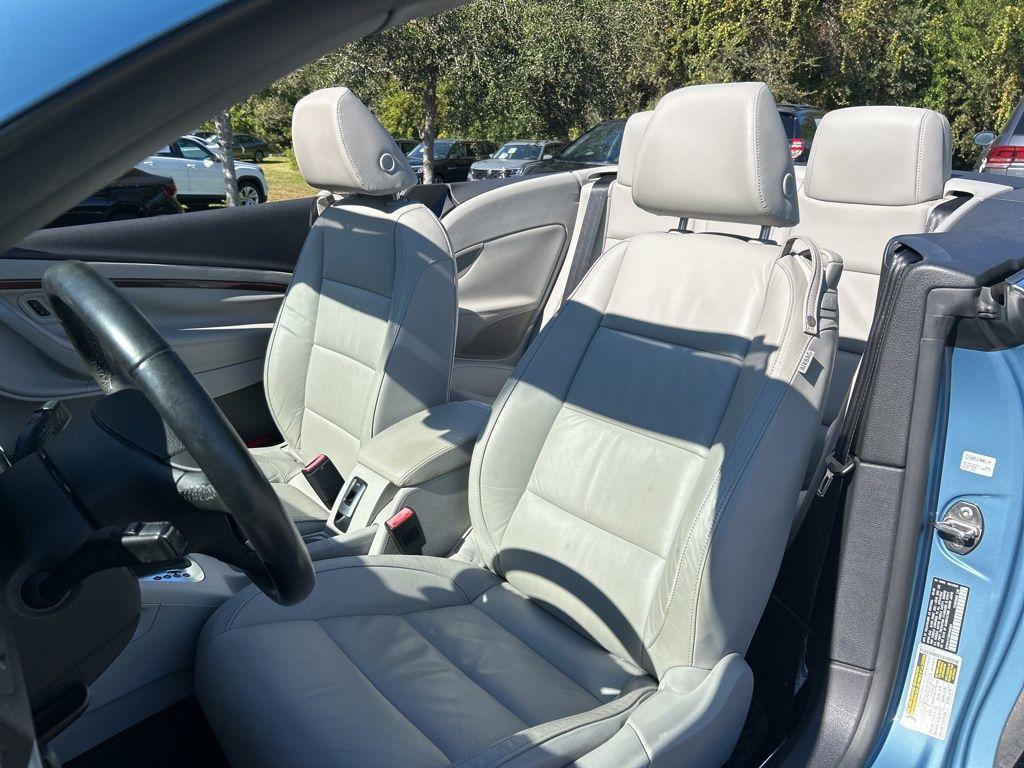 used 2009 Volkswagen Eos car, priced at $9,595