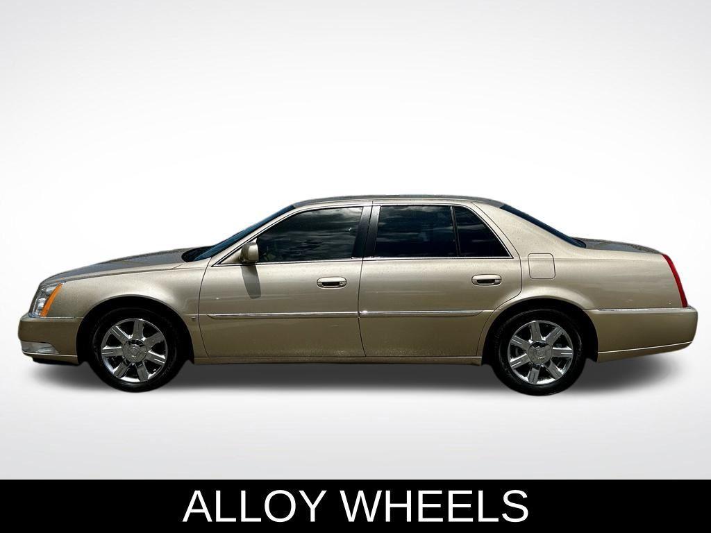 used 2006 Cadillac DTS car, priced at $3,344
