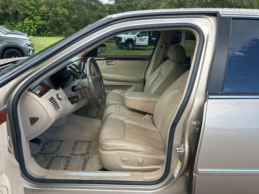 used 2006 Cadillac DTS car, priced at $3,344