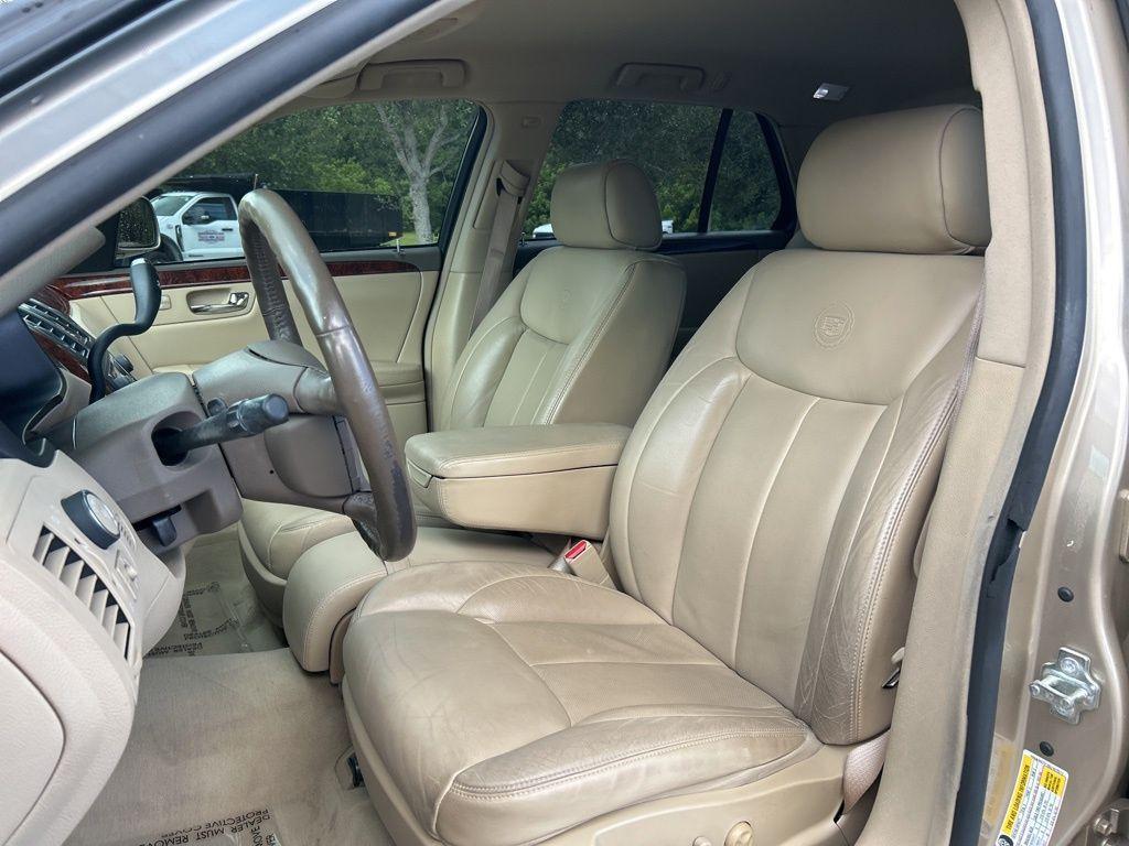 used 2006 Cadillac DTS car, priced at $3,344