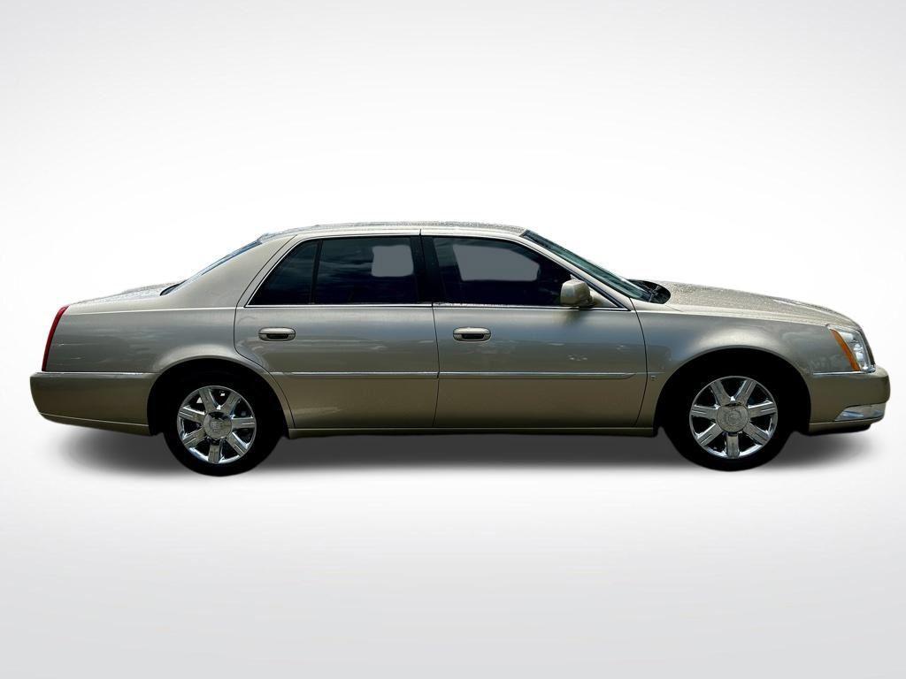 used 2006 Cadillac DTS car, priced at $3,344