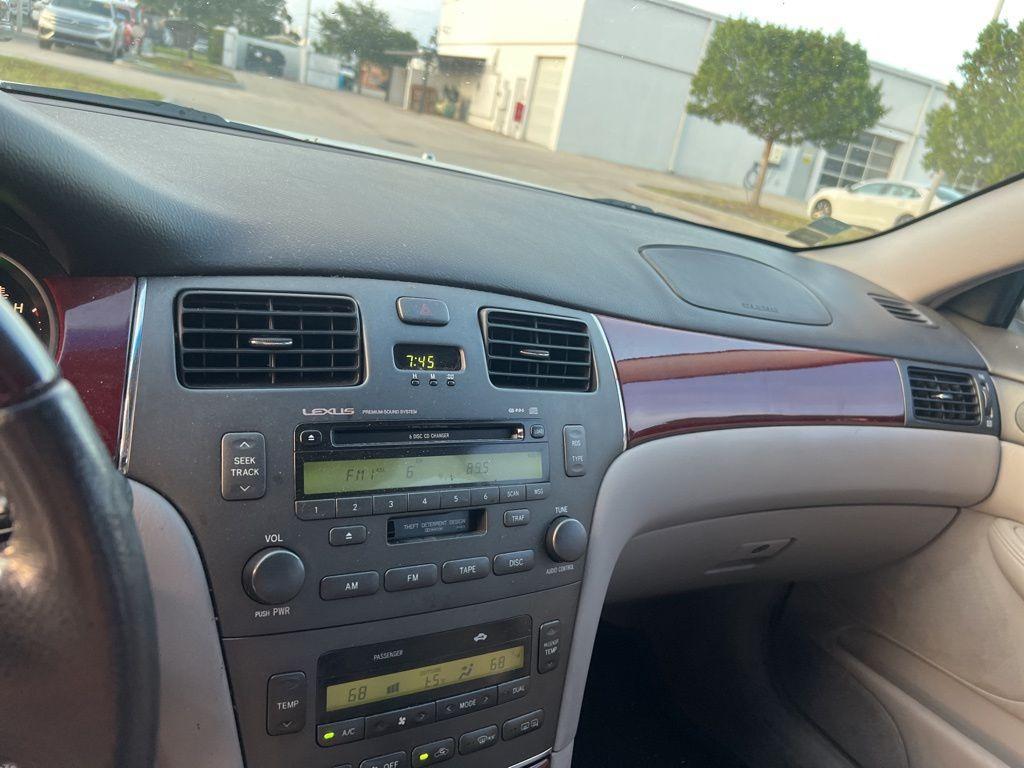 used 2002 Lexus ES 300 car, priced at $3,899