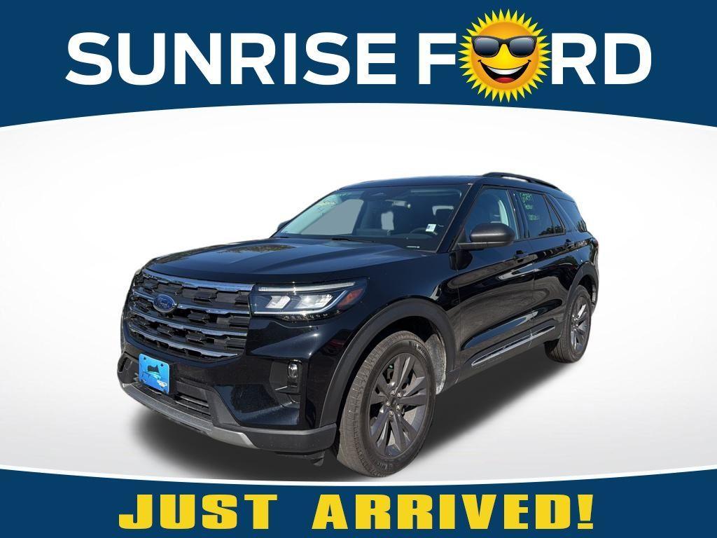 used 2025 Ford Explorer car