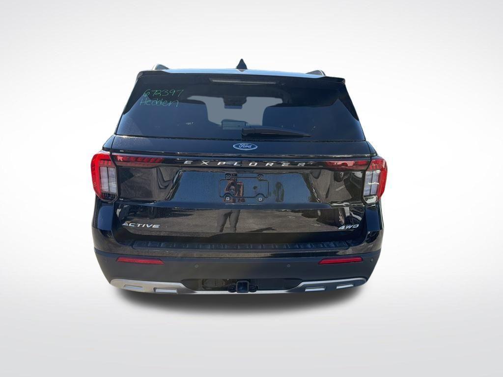 used 2025 Ford Explorer car