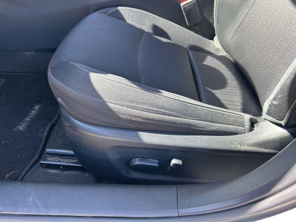 used 2022 Nissan Altima car, priced at $15,495