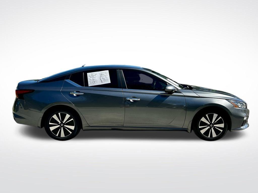 used 2022 Nissan Altima car, priced at $15,495