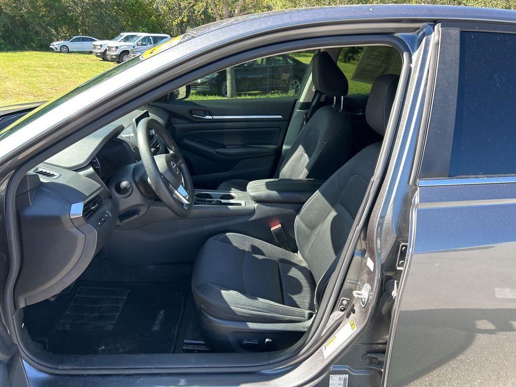 used 2022 Nissan Altima car, priced at $15,495