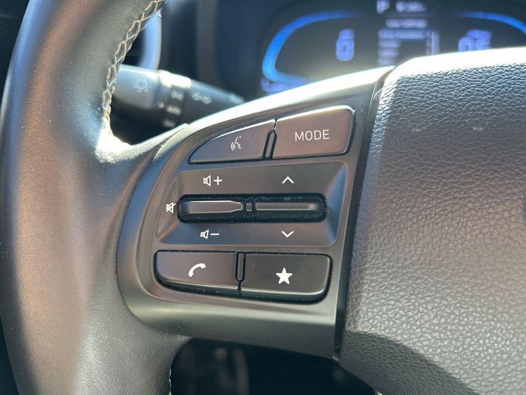 used 2023 Hyundai Venue car, priced at $15,691