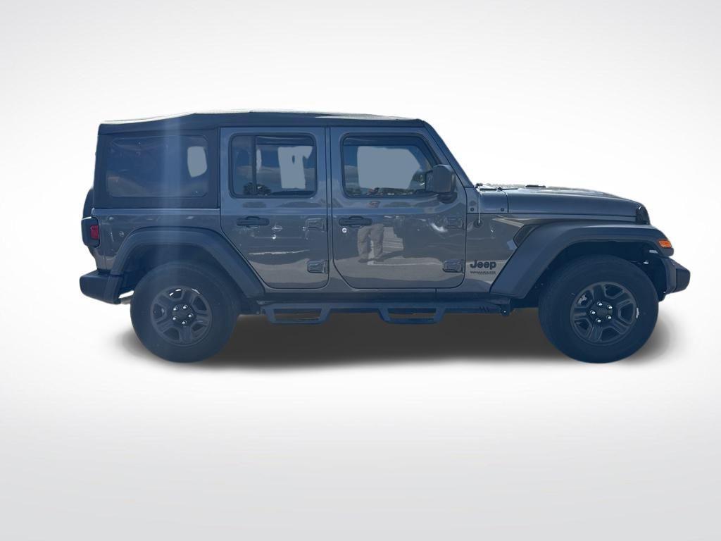 used 2022 Jeep Wrangler Unlimited car, priced at $26,995