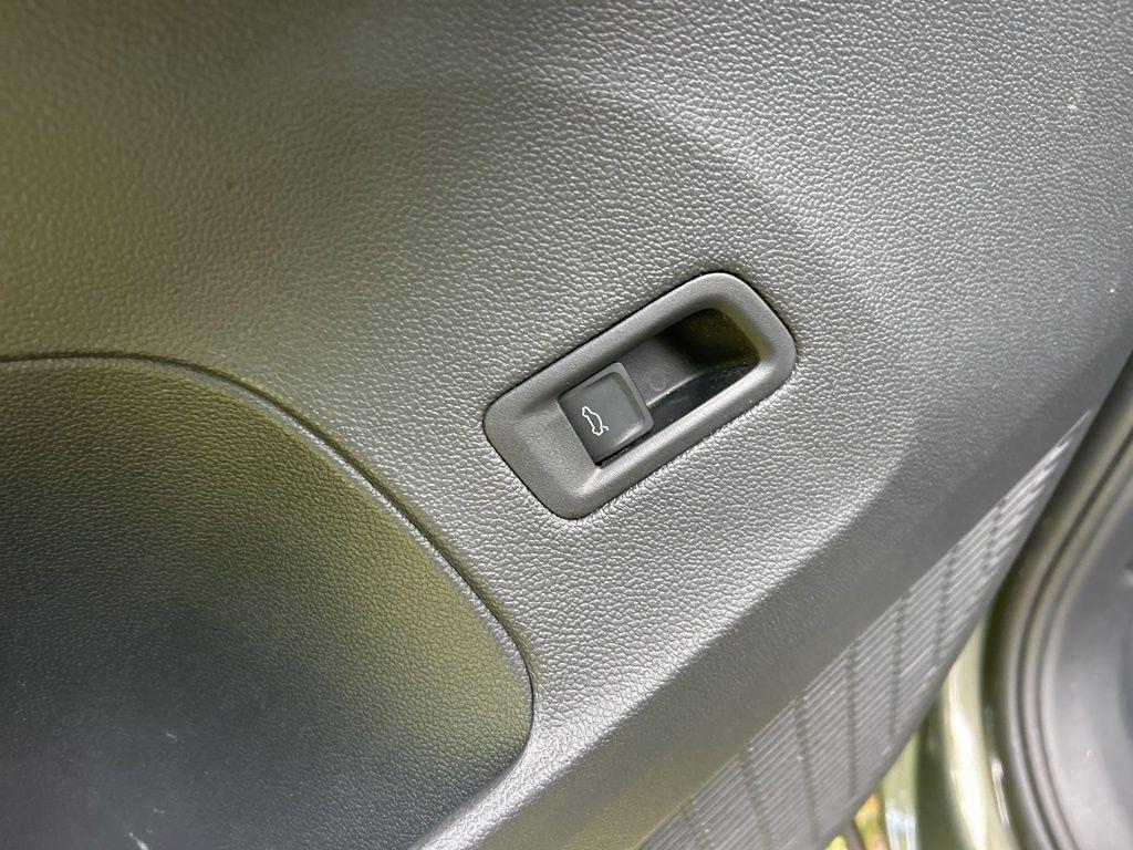 used 2024 Volkswagen Atlas car, priced at $39,995