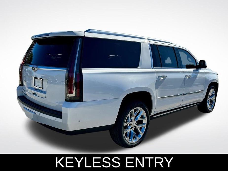 used 2020 Cadillac Escalade ESV car, priced at $39,990