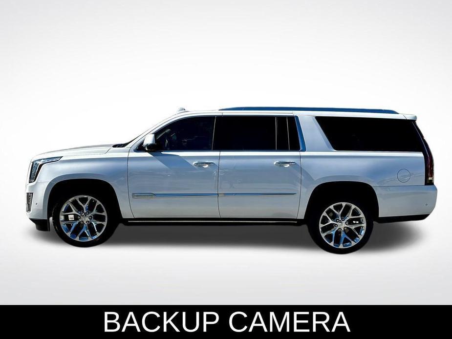 used 2020 Cadillac Escalade ESV car, priced at $39,990