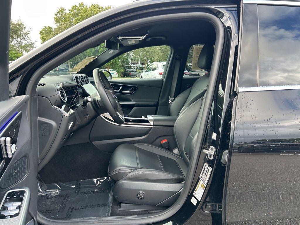 used 2024 Mercedes-Benz GLC 300 car, priced at $33,995