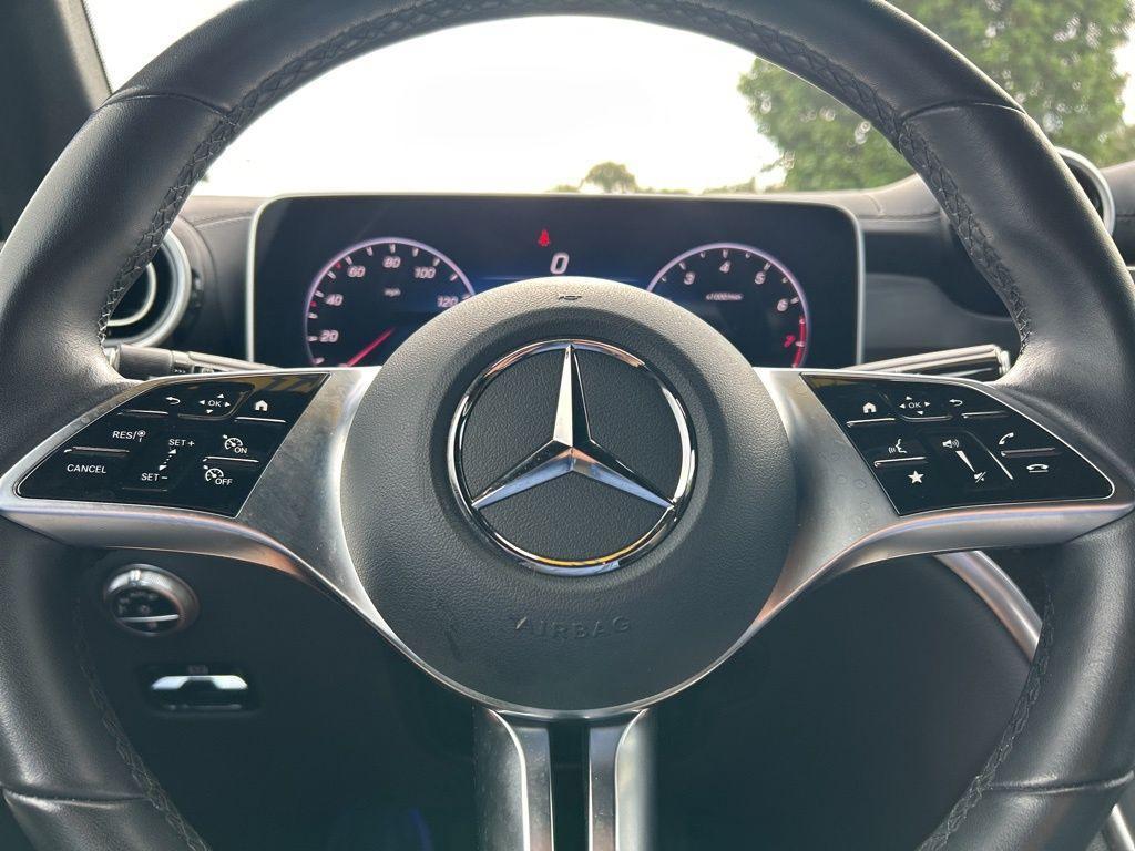 used 2024 Mercedes-Benz GLC 300 car, priced at $33,995