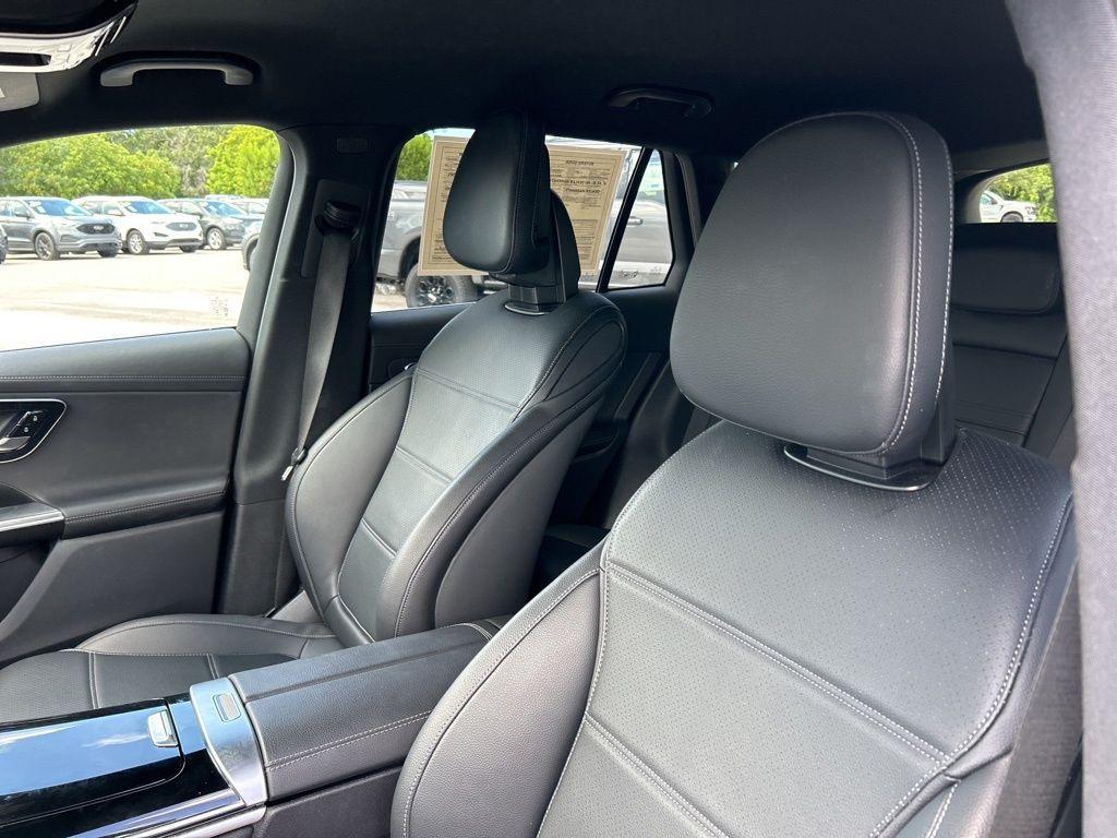 used 2024 Mercedes-Benz GLC 300 car, priced at $33,995