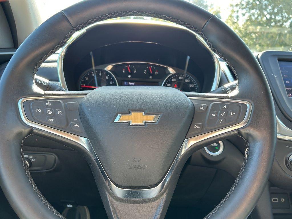 used 2024 Chevrolet Equinox car, priced at $17,995