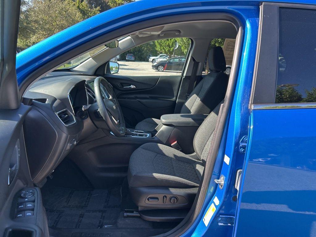 used 2024 Chevrolet Equinox car, priced at $17,995