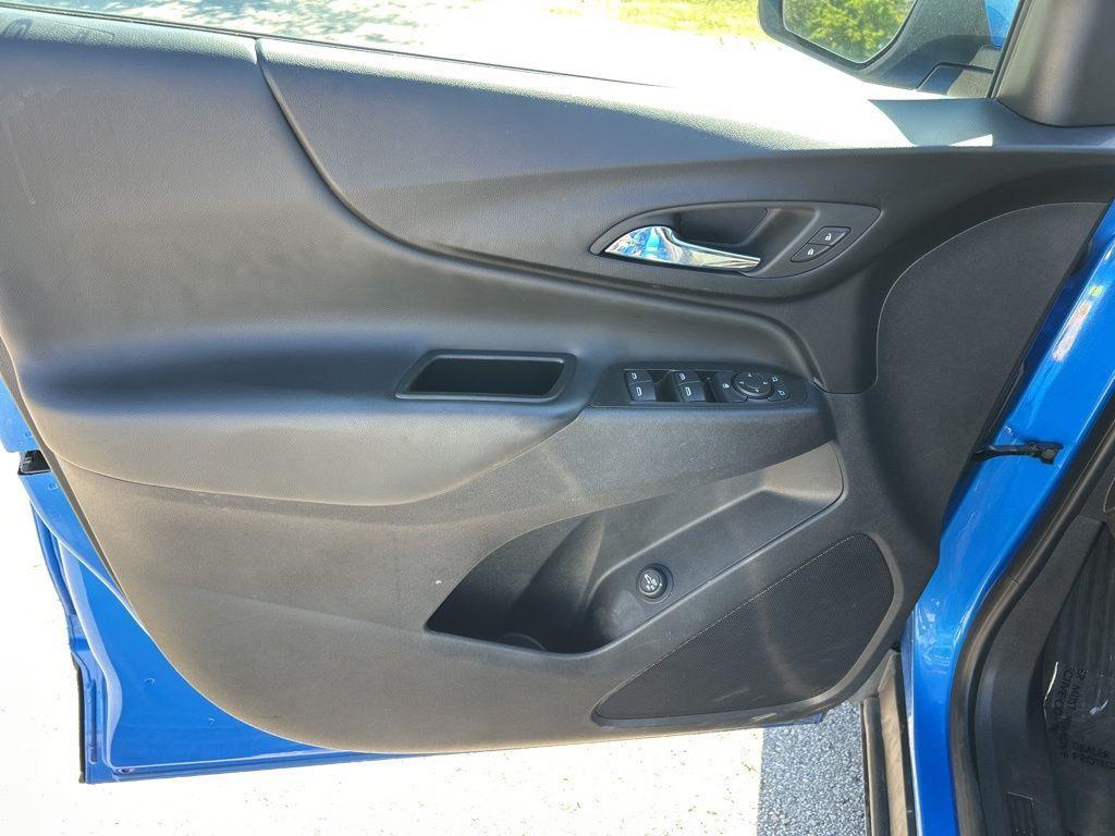 used 2024 Chevrolet Equinox car, priced at $17,995