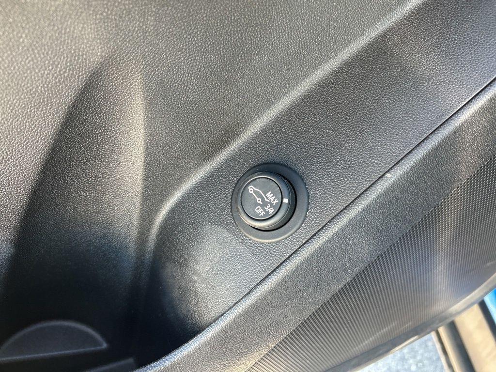 used 2024 Chevrolet Equinox car, priced at $17,995