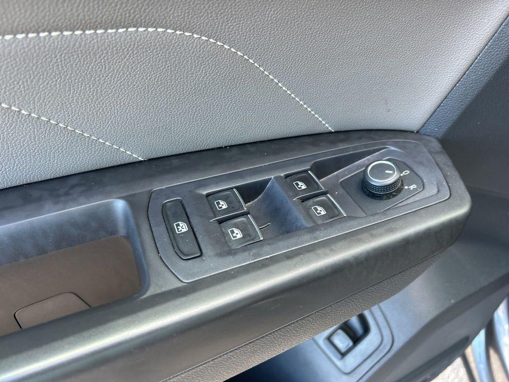 used 2022 Volkswagen Atlas car, priced at $24,595