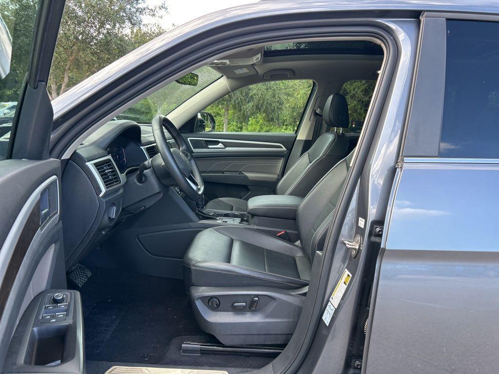used 2022 Volkswagen Atlas car, priced at $24,595