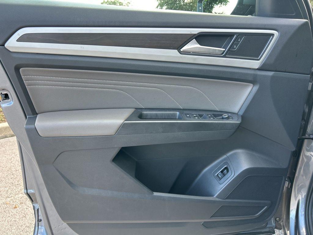 used 2022 Volkswagen Atlas car, priced at $24,595