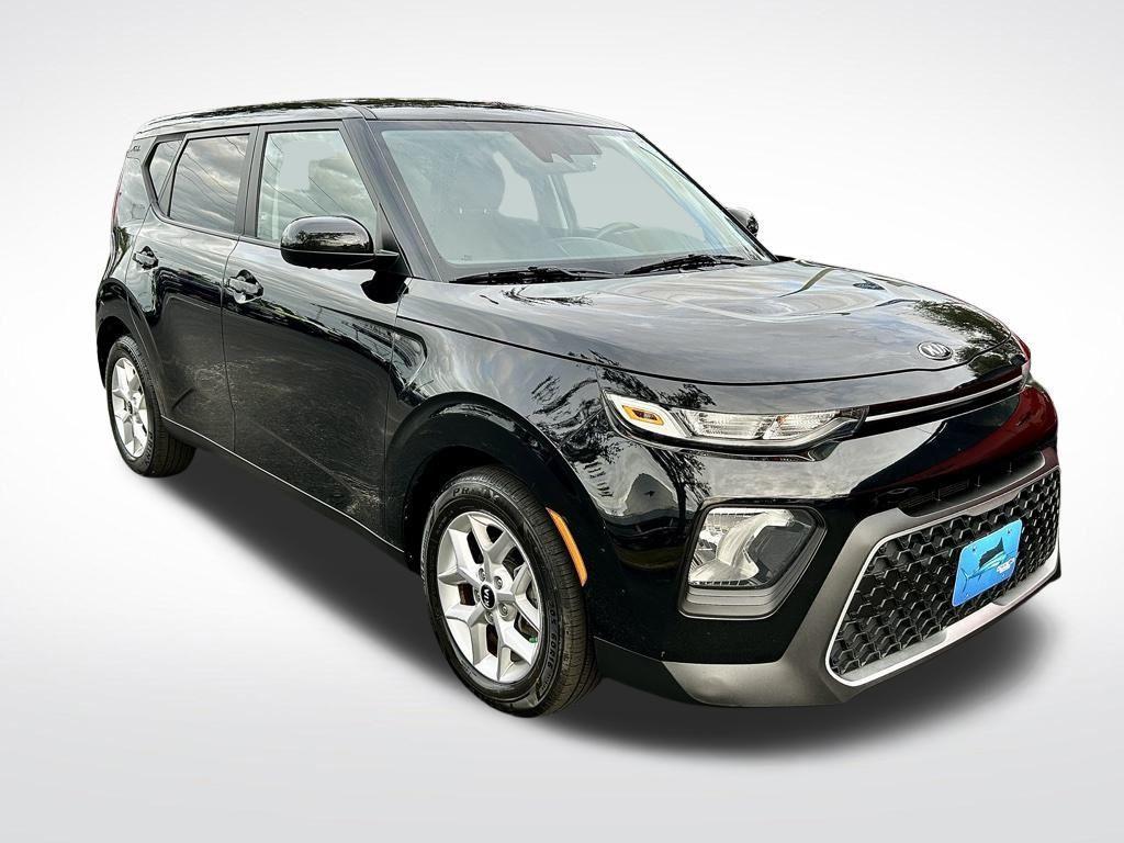 used 2021 Kia Soul car, priced at $13,721