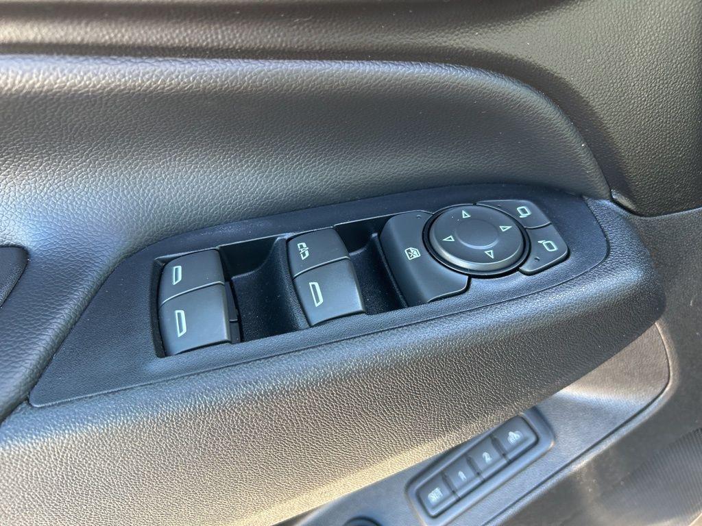 used 2019 Chevrolet Equinox car, priced at $14,974