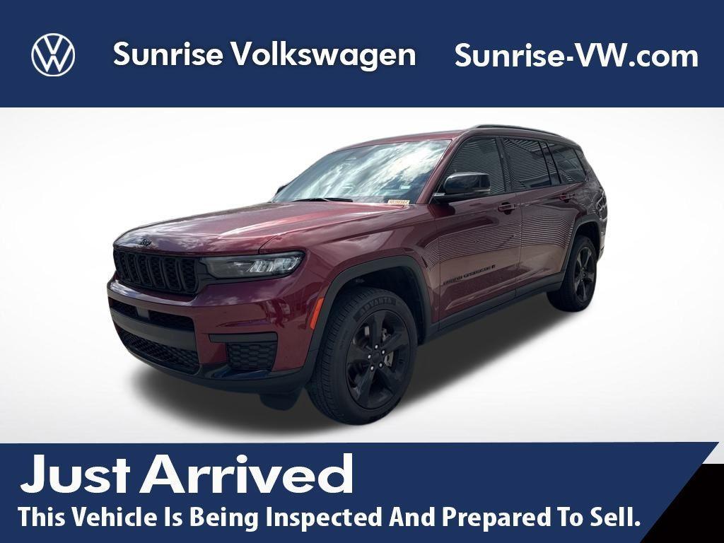 used 2023 Jeep Grand Cherokee L car, priced at $26,401