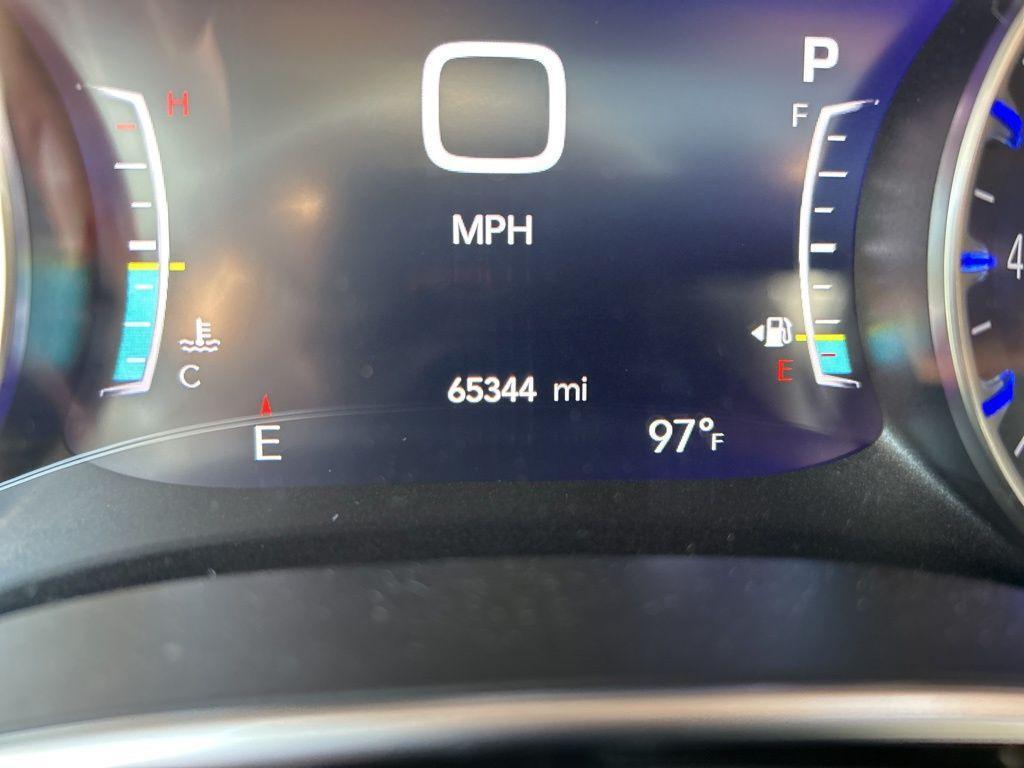 used 2022 Chrysler Pacifica car, priced at $23,304