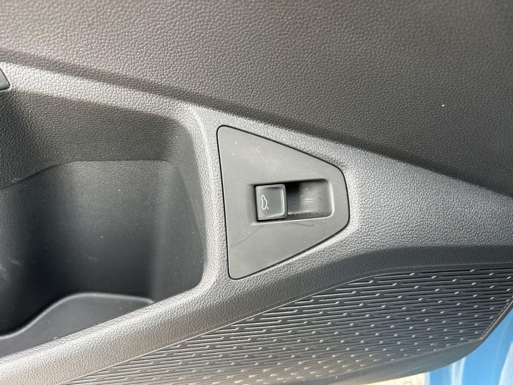 used 2025 Volkswagen Jetta car, priced at $22,364