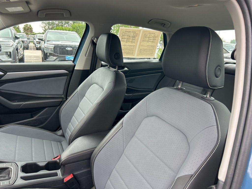 used 2025 Volkswagen Jetta car, priced at $22,364