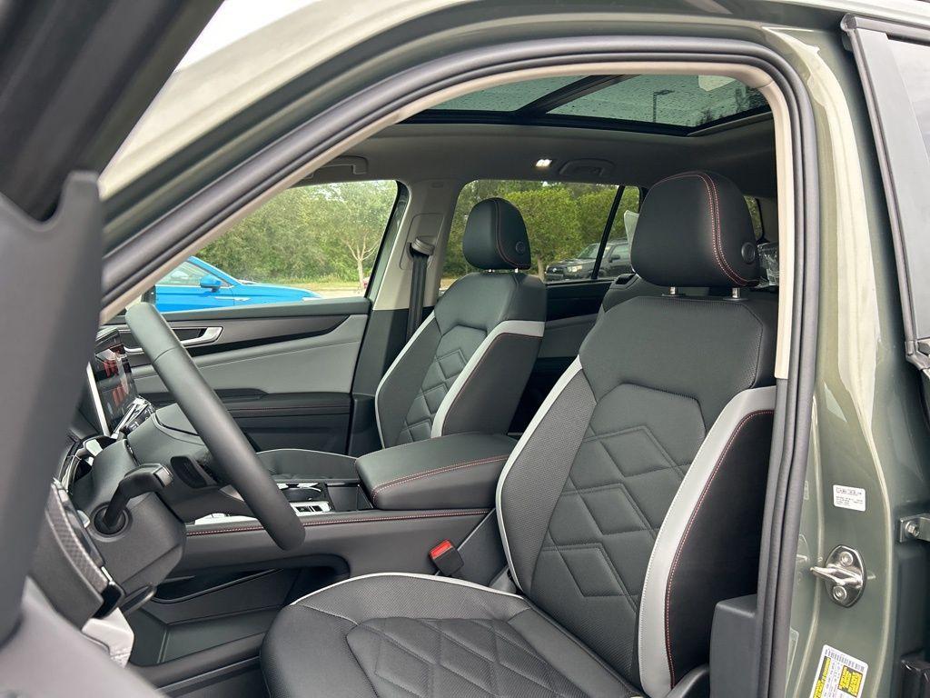 used 2025 Volkswagen Atlas car, priced at $41,995