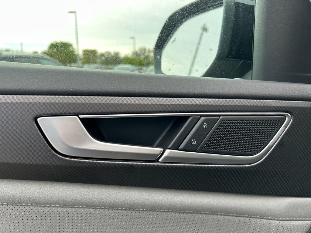 used 2025 Volkswagen Atlas car, priced at $41,995